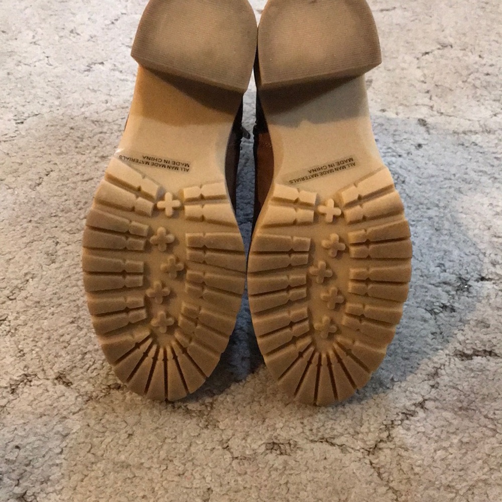 Dolce Vita Brown Suede Block Heel Ankle Boots - Picture 7 of 9